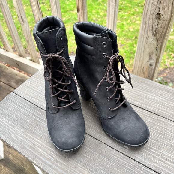 Timberland Black Lace Up Heeled Ankle Boots Size 8.5 Block Heel Like New - Picture 7 of 15